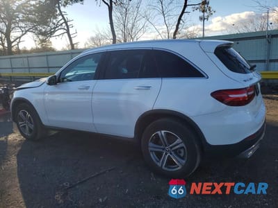 Drugie zdjęcie samochodu z przodu: 2019 MERCEDES-BENZ GLC 300 4MATIC VIN:WDC0G4KB2KF641680 - miniatura