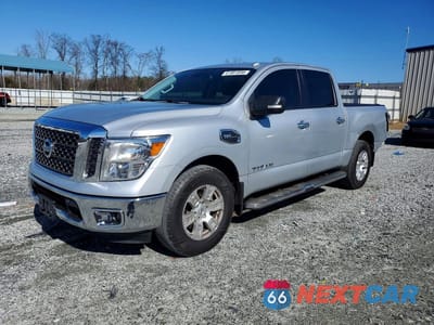 2017 NISSAN TITAN SV 1N6AA1E67HN508627 - główne zdjęcie licytacji z USA - miniatura