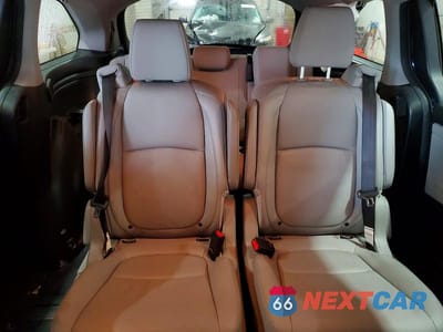 Zdjęcie 10 z 13 samochodu: 2019 HONDA ODYSSEY EXL VIN:5FNRL6H70KB082769 - miniatura