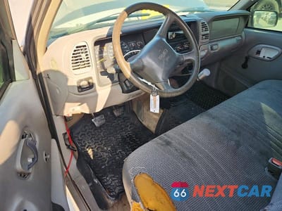 Zdjęcie 8 z 12 samochodu: 1998 GMC SIERRA C1500 VIN:1GTEC14M8WZ536036 - miniatura