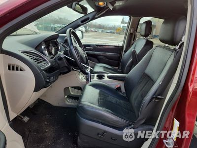 Zdjęcie 7 z 13 samochodu: 2019 DODGE GRAND CARAVAN SXT VIN:2C4RDGCG3KR621397 - miniatura