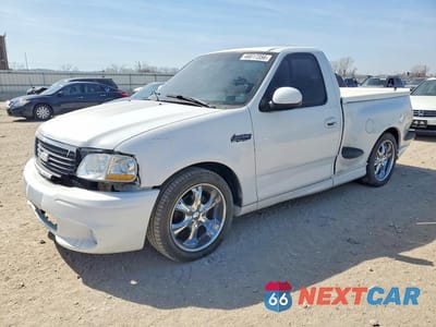 2002 FORD F150 SVT LIGHTNING 2FTZF07332CA86454 - główne zdjęcie licytacji z USA - miniatura