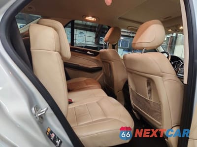 Zdjęcie 11 z 12 samochodu: 2016 MERCEDES-BENZ GLE 400 4MATIC VIN:4JGDA5GB1GA649342 - miniatura