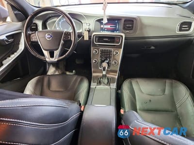 Zdjęcie 8 z 12 samochodu: 2016 VOLVO S60 PREMIER VIN:YV126MFK6G2393471 - miniatura