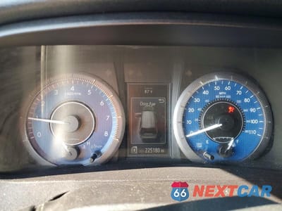 Zdjęcie 9 z 12 samochodu: 2017 TOYOTA SIENNA XLE 8-PASSENGER VIN:5TDYZ3DC2HS864068 - miniatura