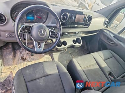 Zdjęcie 8 z 12 samochodu: 2019 MERCEDES-BENZ SPRINTER 2500 VIN:WD3BF0CD7KP044524 - miniatura