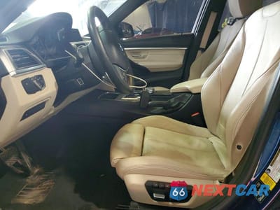 Zdjęcie 7 z 12 samochodu: 2018 BMW 330 XI VIN:WBA8D9C5XJA607664 - miniatura