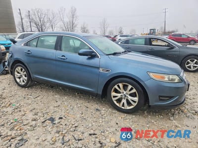 Czwarte zdjęcie samochodu z boku: 2010 FORD TAURUS SEL VIN:1FAHP2EW8AG163856 - miniatura