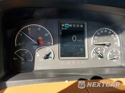 Zdjęcie 8 z 10 samochodu: 2023 FREIGHTLINER CASCADIA 126