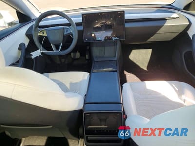 Zdjęcie 8 z 12 samochodu: 2024 TESLA MODEL 3 VIN:5YJ3E1EA4RF827228 - miniatura