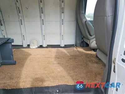 Zdjęcie 11 z 12 samochodu: 2016 CHEVROLET EXPRESS G2500 VIN:1GCWGBFF7G1127474 - miniatura