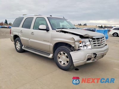 Czwarte zdjęcie samochodu z boku: 2005 CADILLAC ESCALADE LUXURY VIN:1GYEK63NX5R206689 - miniatura