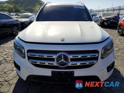 Piąte zdjęcie samochodu w środku: 2020 MERCEDES-BENZ GLB 250 VIN:W1N4M4GB8LW035142 - miniatura