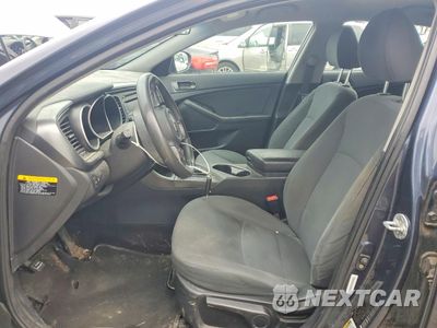 Zdjęcie 7 z 13 samochodu: 2015 KIA OPTIMA LX VIN:KNAGM4A71F5587792 - miniatura