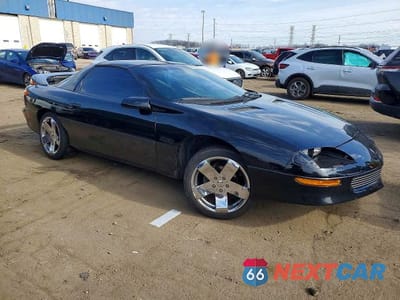 Czwarte zdjęcie samochodu z boku: 1996 CHEVROLET CAMARO Z28 VIN:2G1FP22P4T2105454 - miniatura