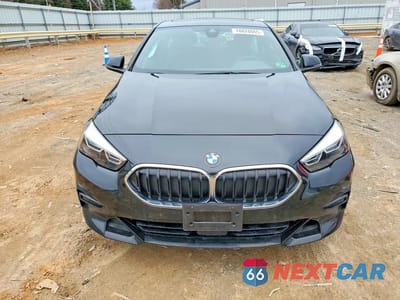 Piąte zdjęcie samochodu w środku: 2023 BMW 228XI VIN:WBA73AK03P7M68179 - miniatura