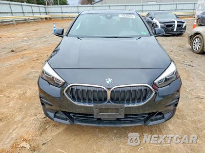 Piąte zdjęcie samochodu w środku: 2023 BMW 228XI VIN:WBA73AK03P7M68179 - miniatura