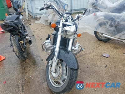 Drugie zdjęcie samochodu z przodu: 2000 HONDA GL1500 C VIN:1HFSC3407YA300898 - miniatura