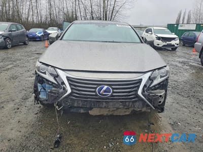 Piąte zdjęcie samochodu w środku: 2017 LEXUS ES 300H BASE VIN:JTHBW1GG2H2144793 - miniatura