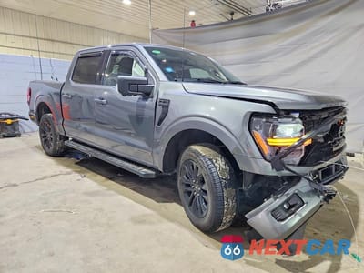 Czwarte zdjęcie samochodu z boku: 2025 FORD F150 XLT VIN:1FTFW3LD9SFB15205 - miniatura