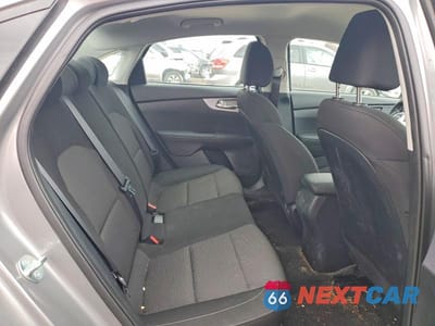 Zdjęcie 10 z 12 samochodu: 2024 KIA FORTE LXS VIN:3KPF24AD0RE766781 - miniatura