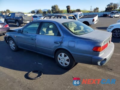 Drugie zdjęcie samochodu z przodu: 2000 TOYOTA CAMRY LE VIN:JT2BG22K2Y0408745 - miniatura