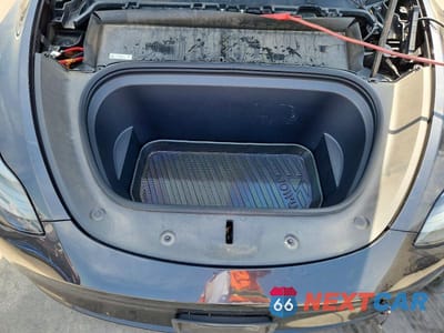 Zdjęcie 11 z 13 samochodu: 2024 TESLA MODEL Y VIN:7SAYGAEEXRF066274 - miniatura