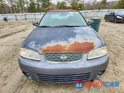 Piąte zdjęcie samochodu w środku: 2001 NISSAN SENTRA XE VIN:3N1CB51D11L454920 - miniatura