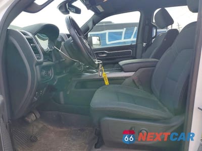 Zdjęcie 7 z 13 samochodu: 2022 RAM 1500 BIG HORN VIN:1C6SRFFM1NN317458 - miniatura
