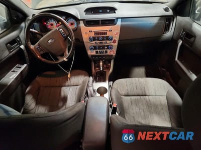 Zdjęcie 8 z 11 samochodu: 2011 FORD FOCUS SE VIN:1FAHP3FNXBW168270 - miniatura