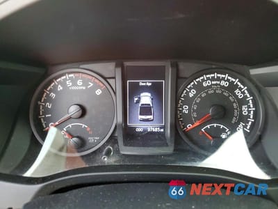 Zdjęcie 9 z 11 samochodu: 2019 TOYOTA TACOMA SR VIN:5TFAX5GN3KX145946 - miniatura