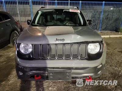 Piąte zdjęcie samochodu w środku: 2023 JEEP RENEGADE TRAILHAWK VIN:ZACNJDC11PPP23677 - miniatura