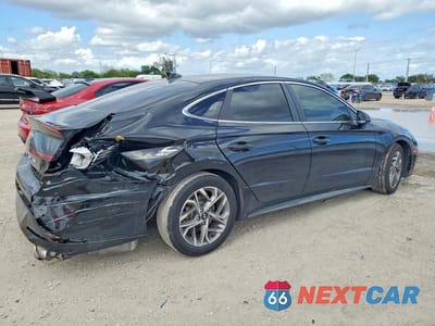 Trzecie zdjęcie samochodu z tyłu: 2020 HYUNDAI SONATA SEL VIN:5NPEL4JAXLH056076 - miniatura
