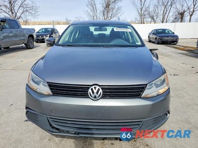 Piąte zdjęcie samochodu w środku: 2012 VOLKSWAGEN JETTA VIN:3VWDP7AJ8CM368986 - miniatura