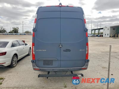 Zdjęcie 6 z 12 samochodu: 2019 MERCEDES-BENZ SPRINTER 2500 VIN:WD4PF1CD4KP146337 - miniatura