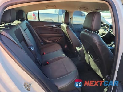 Zdjęcie 10 z 11 samochodu: 2018 BUICK REGAL PREFERRED II VIN:W04GN6SX2J1067556 - miniatura