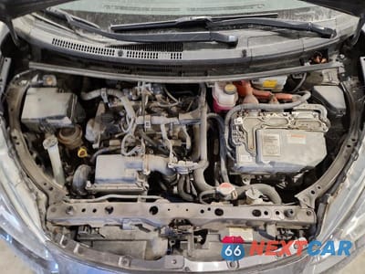 Zdjęcie 11 z 12 samochodu: 2015 TOYOTA PRIUS C VIN:JTDKDTB37F1107748 - miniatura