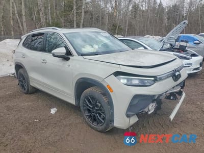Czwarte zdjęcie samochodu z boku: 2026 VOLKSWAGEN TIGUAN SEL R-LINE TURBO VIN:3VVUW7RM5TM033786 - miniatura