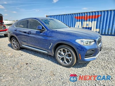 Czwarte zdjęcie samochodu z boku: 2020 BMW X4 XDRIVE30I VIN:5UX2V1C02L9B53802 - miniatura