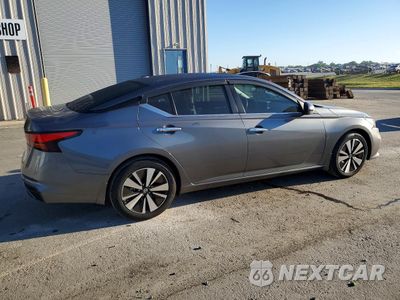 Trzecie zdjęcie samochodu z tyłu: 2021 NISSAN ALTIMA 2.5 SV VIN:1N4BL4DV8MN414851 - miniatura