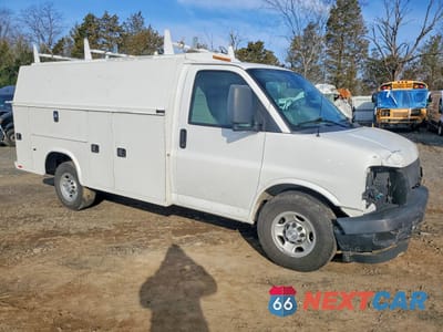 Czwarte zdjęcie samochodu z boku: 2018 CHEVROLET EXPRESS UTILITY / SERVICE TRUCK VIN:1GB0GRFG7J1244801 - miniatura