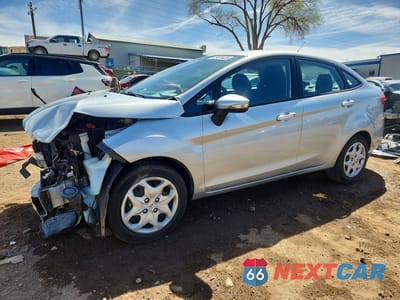 2013 FORD FIESTA SE 3FADP4BJ7DM172447 - główne zdjęcie licytacji z USA - miniatura
