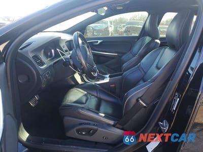 Zdjęcie 7 z 11 samochodu: 2017 VOLVO S60 R DESIGN VIN:YV149MTS3H2438131 - miniatura