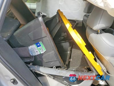 Zdjęcie 11 z 13 samochodu: 2019 TOYOTA RAV4 HYBRID LIMITED VIN:2T3DWRFV1KW018285 - miniatura