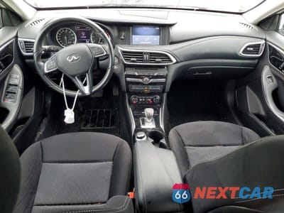 Zdjęcie 8 z 11 samochodu: 2019 INFINITI QX30 PURE VIN:SJKCH5CP7KA011714 - miniatura