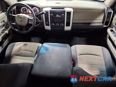 Zdjęcie 8 z 12 samochodu: 2012 DODGE RAM 1500 SLT CREW CA VIN:1C6RD7GT9CS103132 - miniatura
