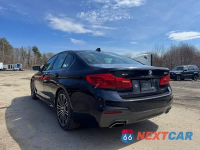 Trzecie zdjęcie samochodu z tyłu: 2019 BMW 540 XI VIN:WBAJE7C59KG893055 - miniatura