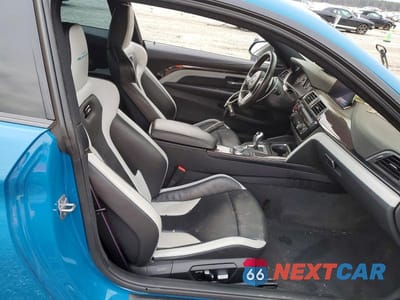 Zdjęcie 10 z 12 samochodu: 2020 BMW M4 VIN:WBS4Y9C08LFJ30239 - miniatura