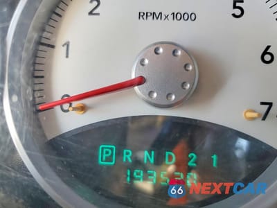 Zdjęcie 9 z 12 samochodu: 2006 DODGE DAKOTA QUAD SLT VIN:1D7HE48N46S640727 - miniatura