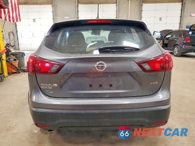 Zdjęcie 6 z 12 samochodu: 2018 NISSAN ROGUE SPORT S VIN:JN1BJ1CR9JW259626 - miniatura